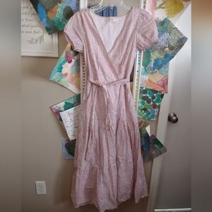 Eshatki customizable wrap dress